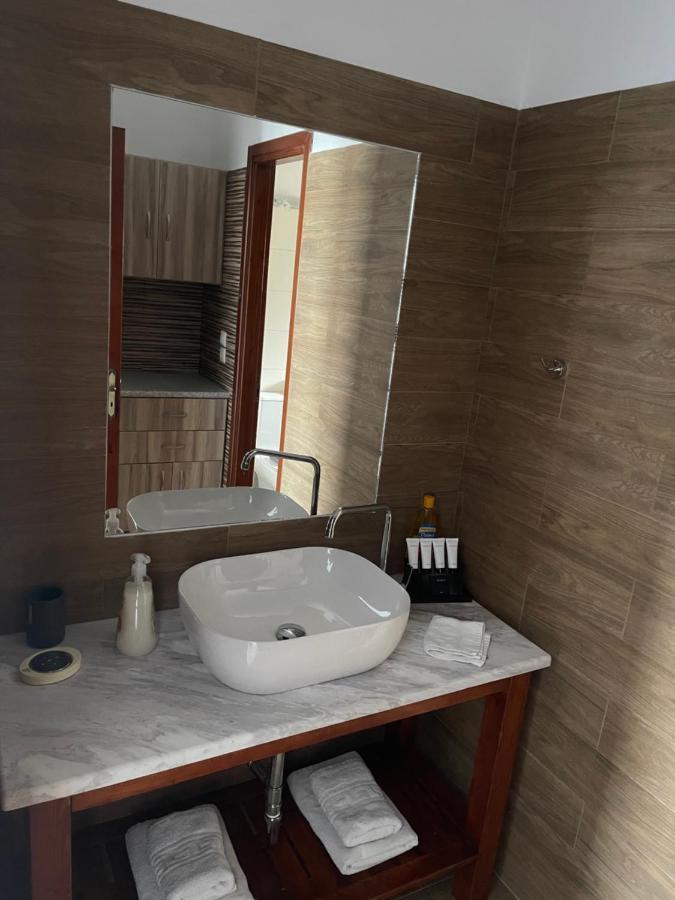 Aphaias Apartments Aegina Eksteriør bilde